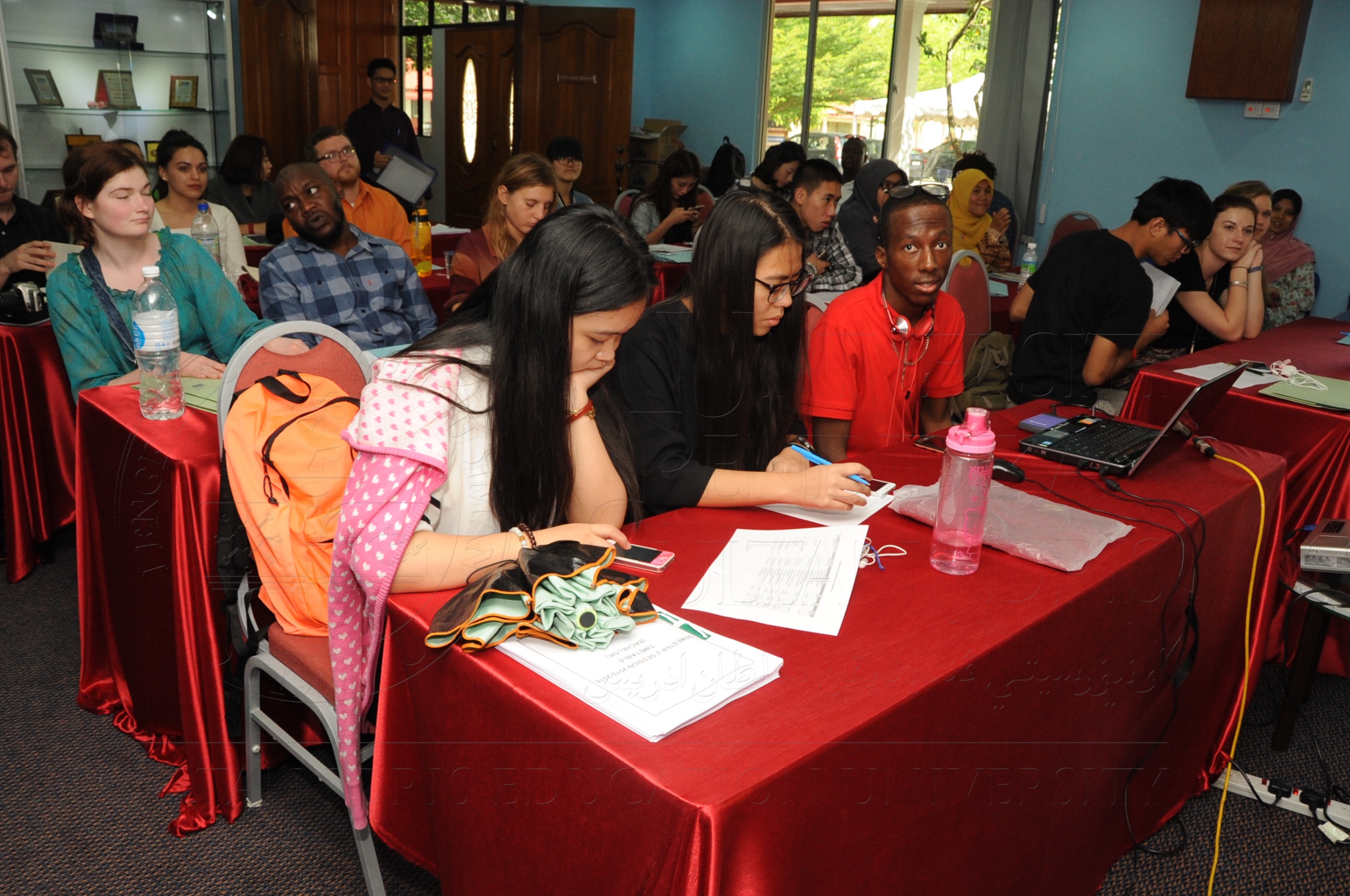 PRO16 17 antarabangsa HAS 0130